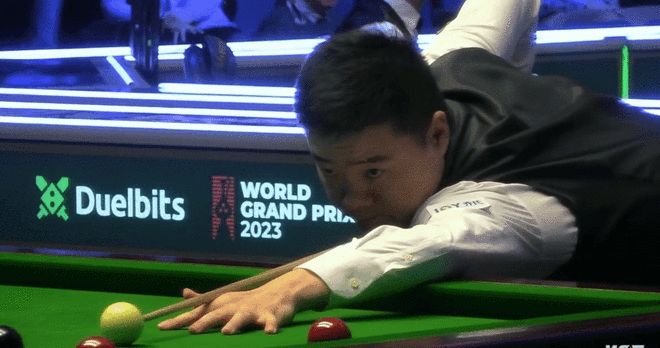 的后卫封堵 的后卫封堵